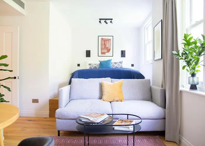 Coleherne Road Residence VIII